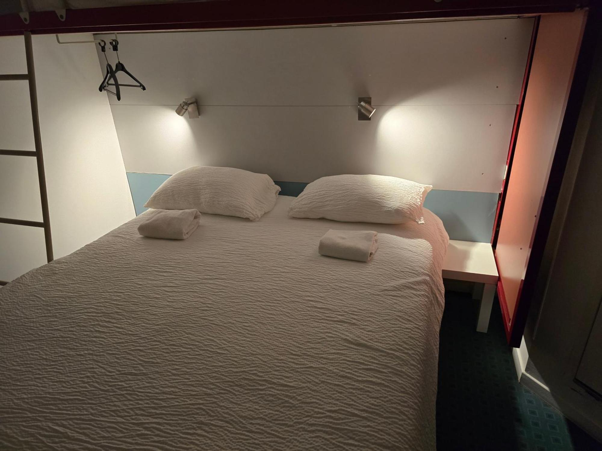Brit Hotel Essentiel Poitiers Gare Du Futuroscope Jaunay-Clan ภายนอก รูปภาพ